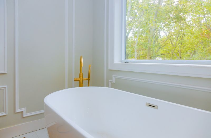 Luxury Bathtubs and Fixtures